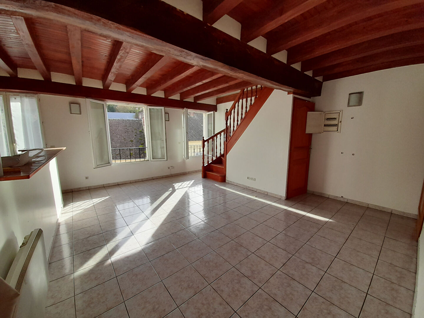 Saint-Clair-sur-Epte (95) Exclusif 750 € / mois cc Appartement 3 pièces , 2 chambres 51.53 m² Voir le bien