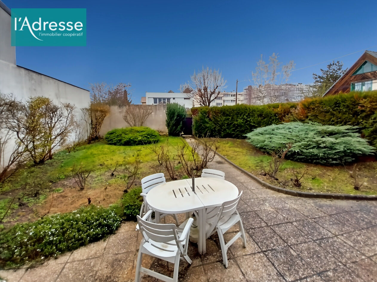 à 5 km de Sartrouville Exclusif 495 000 € Maison 5 pièces , 3 chambres 93.00 m² Avec terrassegarage/box Voir le bien