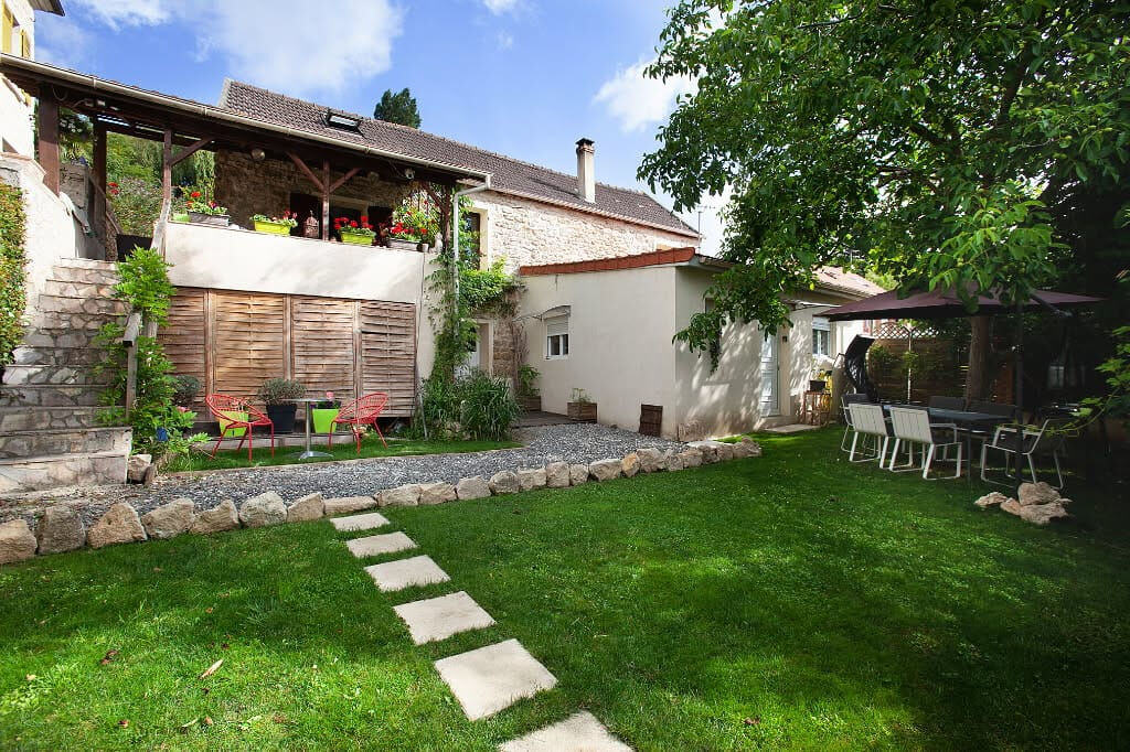à 6 km de Gargenville 315 000 € Maison 5 pièces , 3 chambres 148.00 m² Avec terrasse Voir le bien
