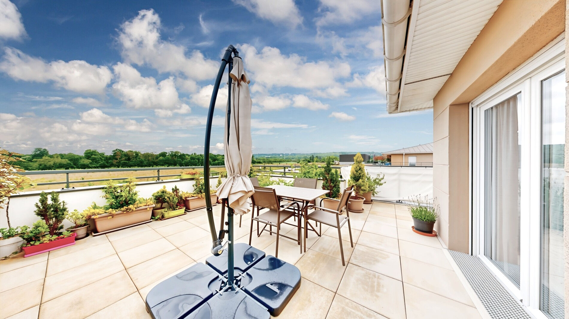 Appartement VILLENNES SUR SEINE (78670) 4 pi&egrave;ces 77.00 m&sup2;