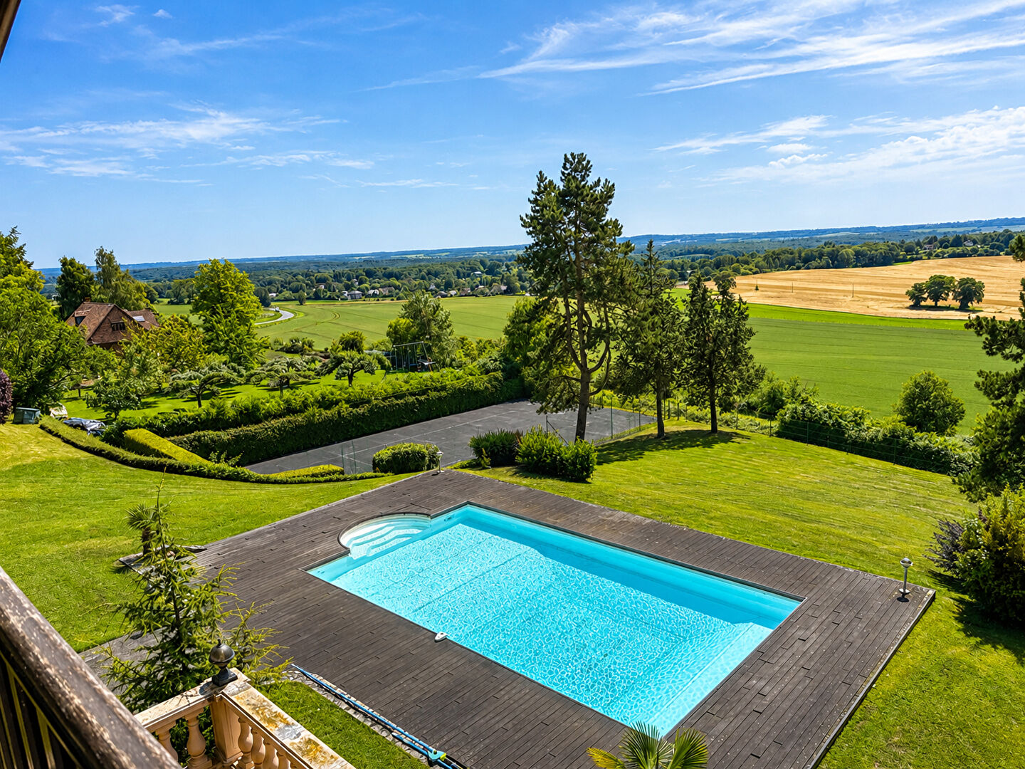 Maison BEAUVAIS (60000) 6 pi&egrave;ces 214.37 m&sup2;
