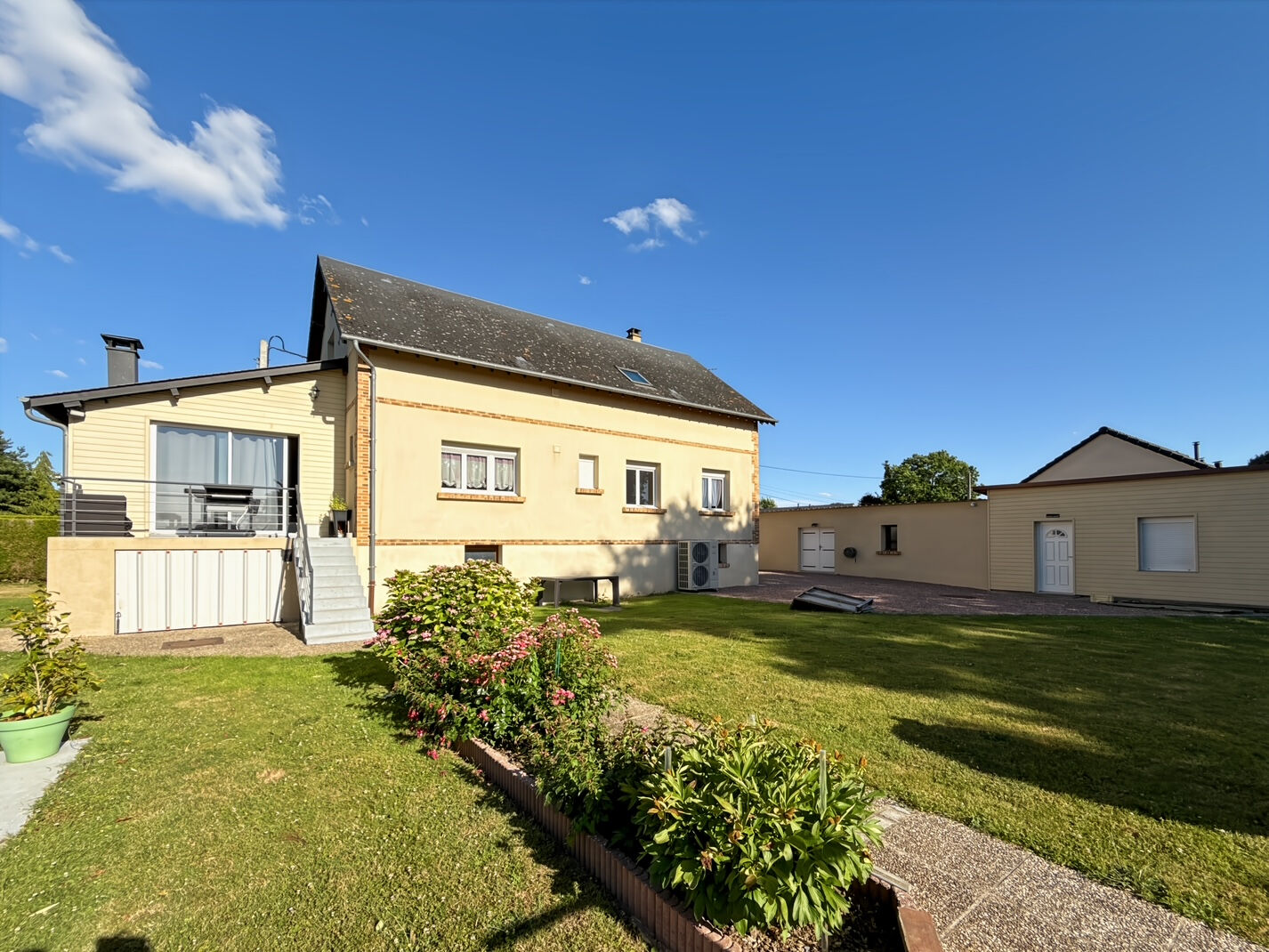 Maison ETREPAGNY (27150) 8 pi&egrave;ces 176.49 m&sup2;