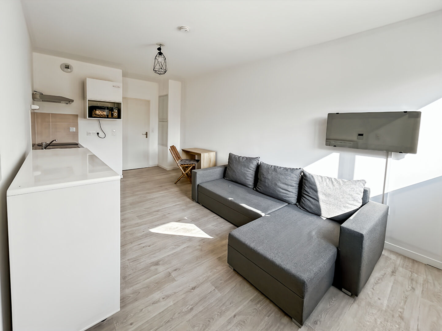 Appartement SOTTEVILLE LES ROUEN (76300) 1 pi&egrave;ce 21.60 m&sup2;