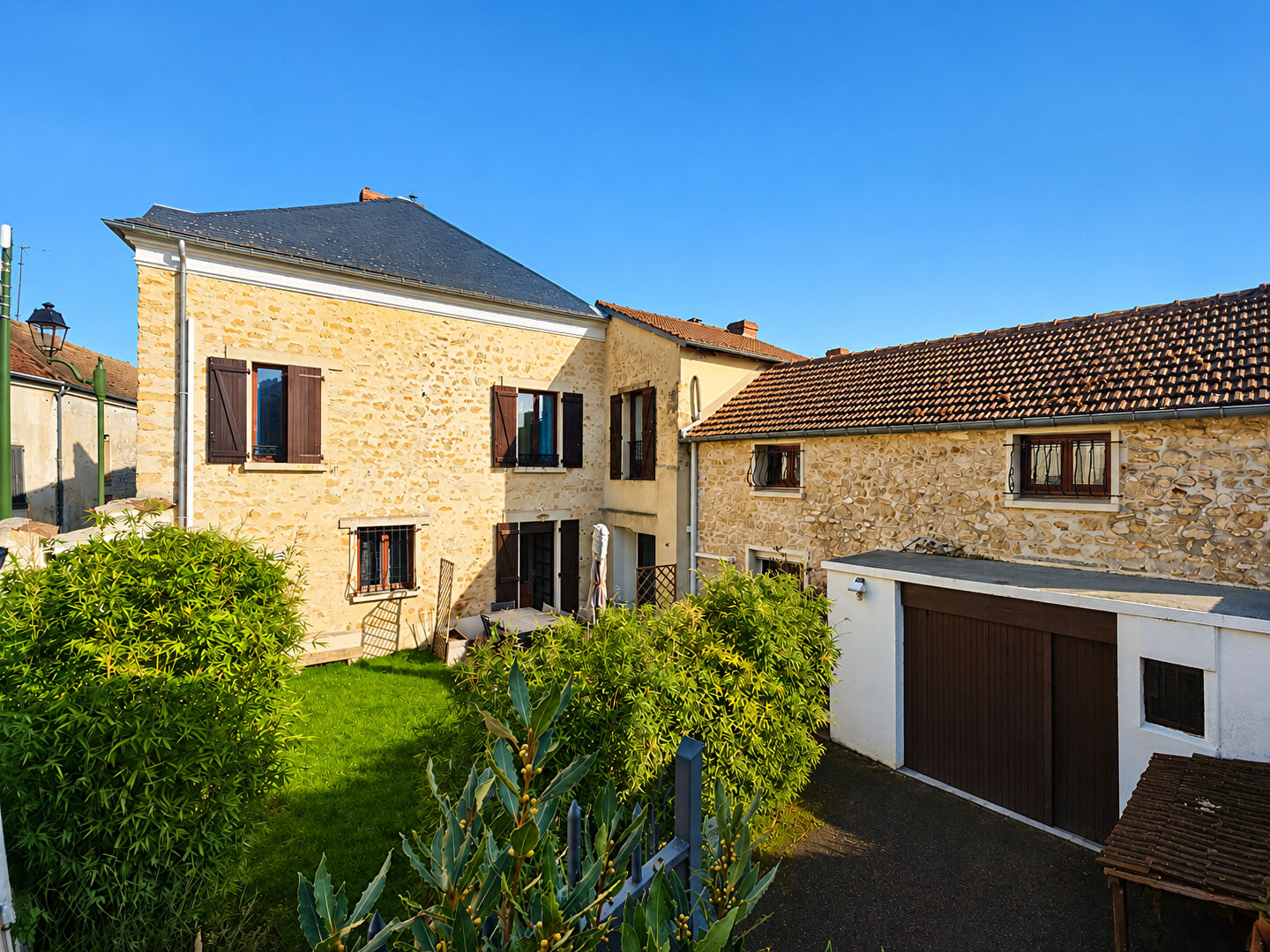 Maison OINVILLE SUR MONTCIENT (78250) 6 pi&egrave;ces 142.00 m&sup2;