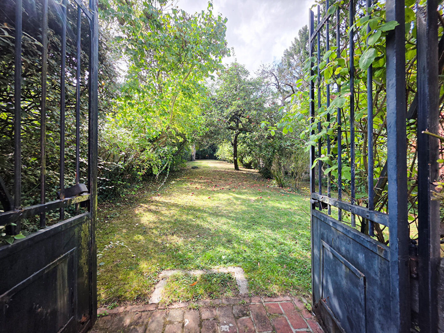Maison  (31500) 9 pièces 200.00 m²