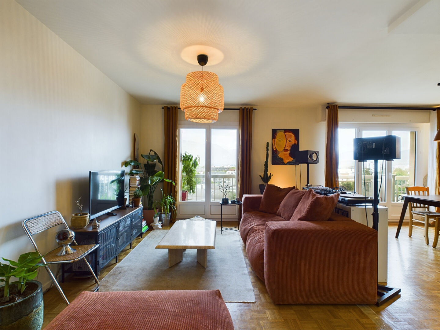 Appartement 3 pièces 82 m² · à Annecy · 82,3 m² · 1 700 €/mois