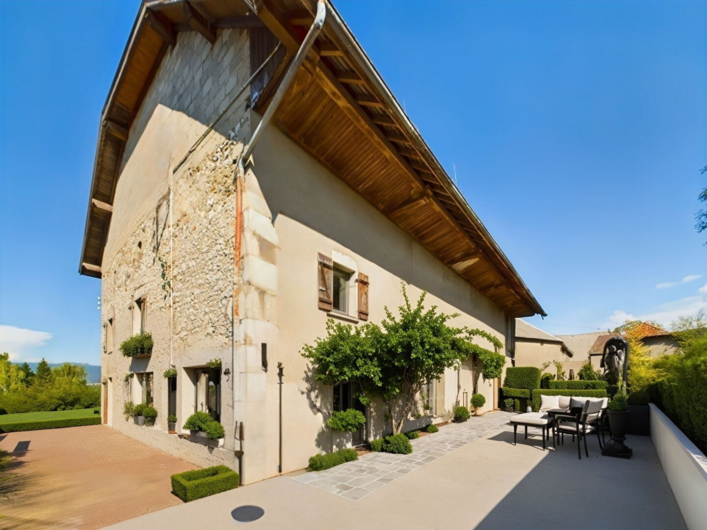 Maison ANNECY (74000) 7 pièces 220.00 m²