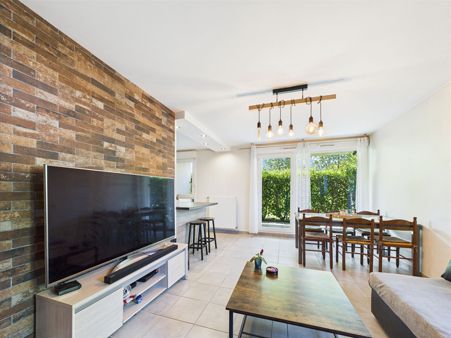 Appartement ANNECY (74600) 3 pièces 65.72 m²