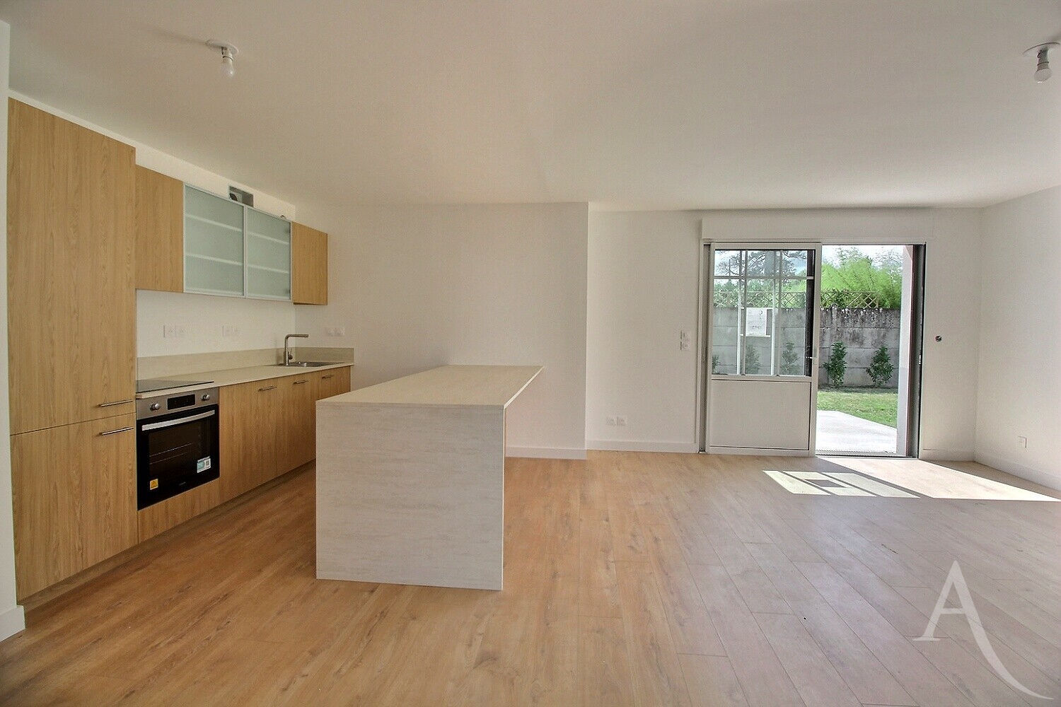 Maison VILLENAVE D ORNON (33140) 6 pièces 141.00 m²