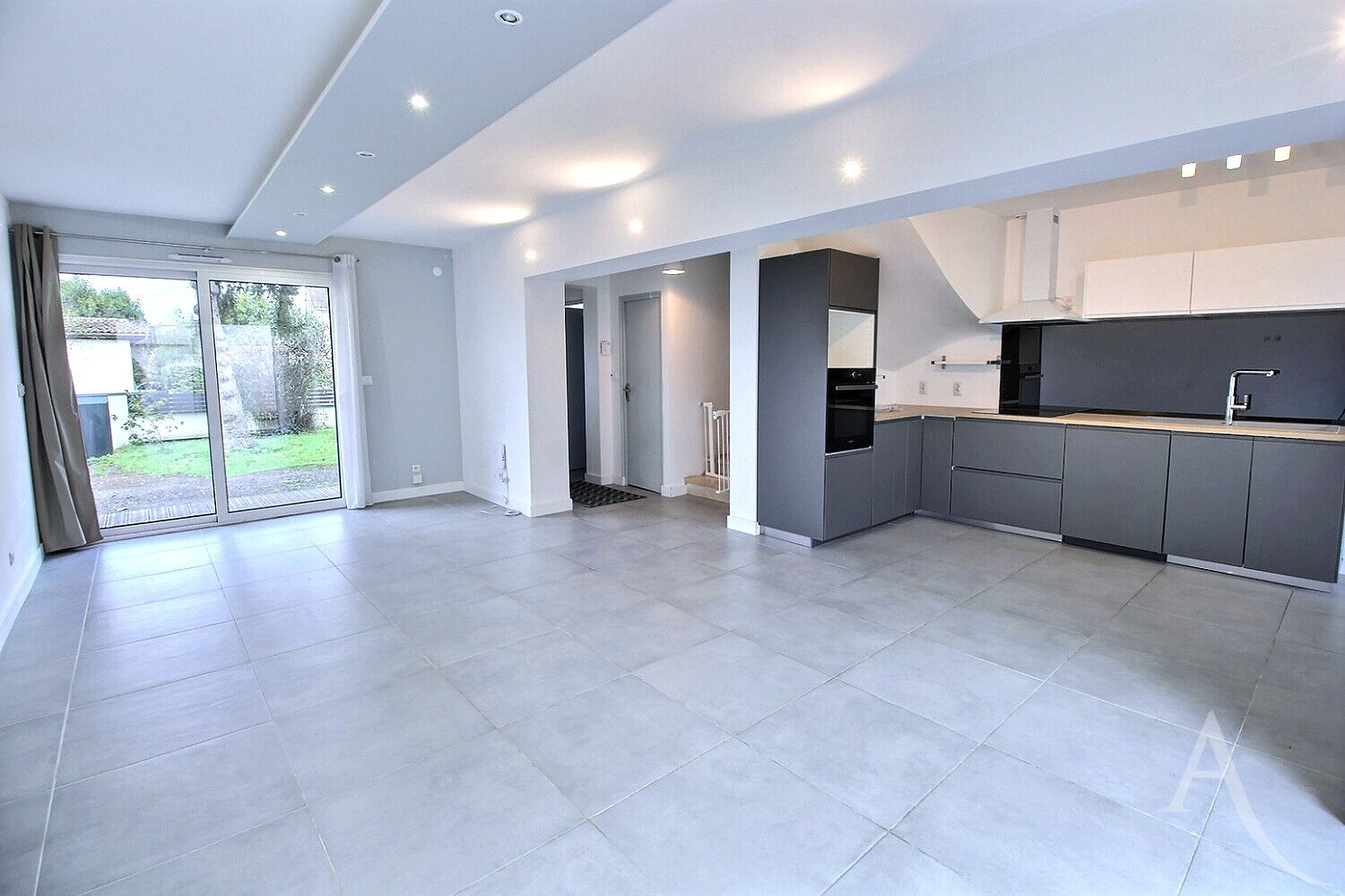 Maison BEGLES (33130) 4 pi&egrave;ces 88.00 m&sup2;