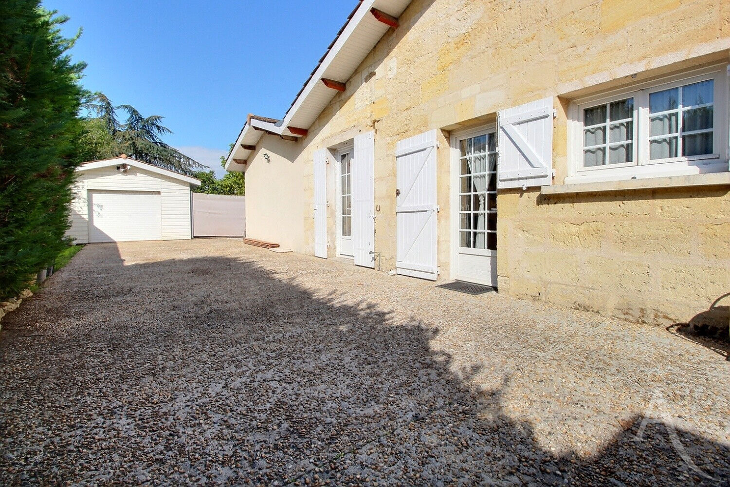 Maison CADAUJAC (33140) 4 pièces 150.00 m²