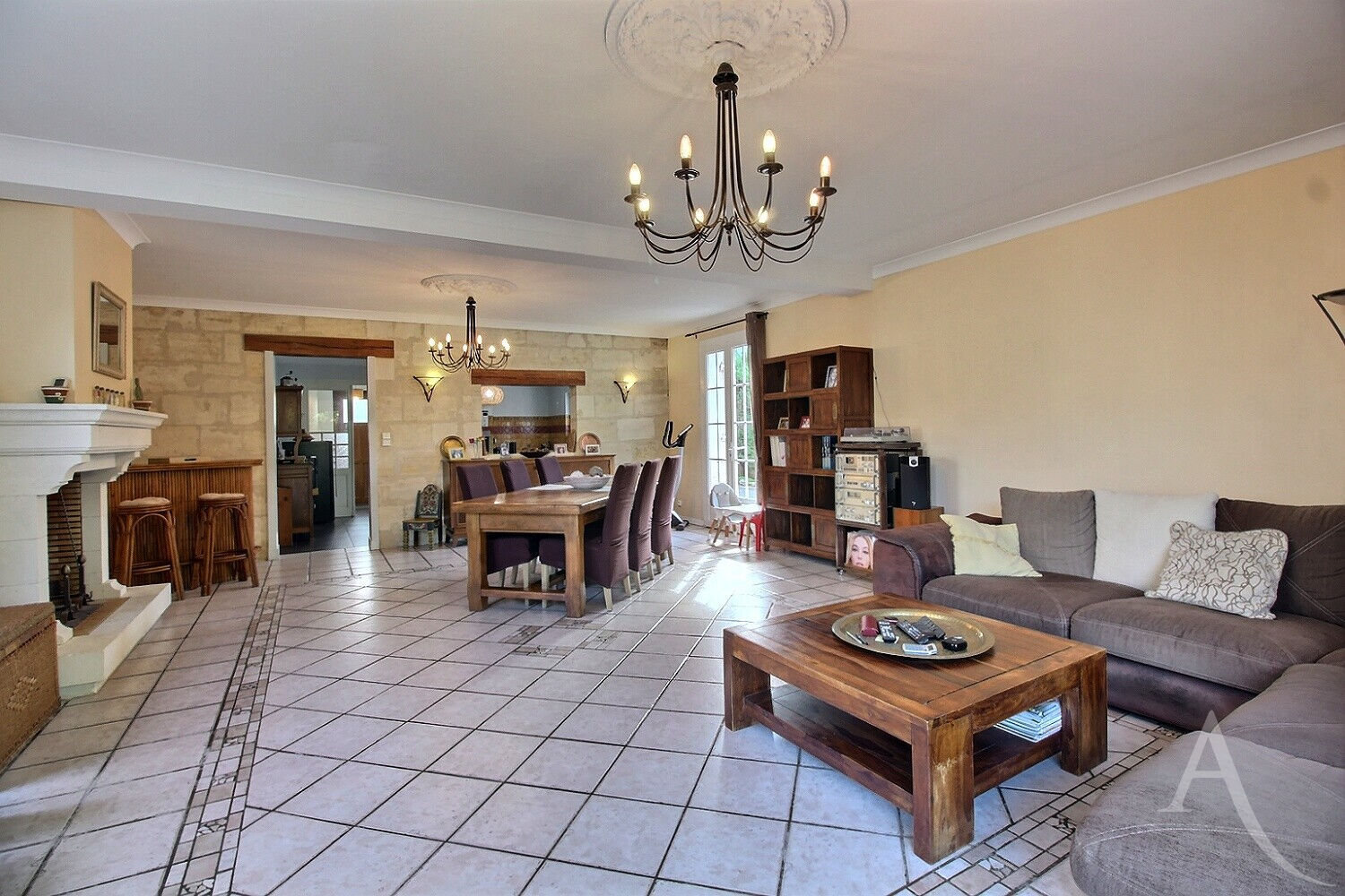 Maison CADAUJAC (33140) 4 pi&egrave;ces 150.00 m&sup2;