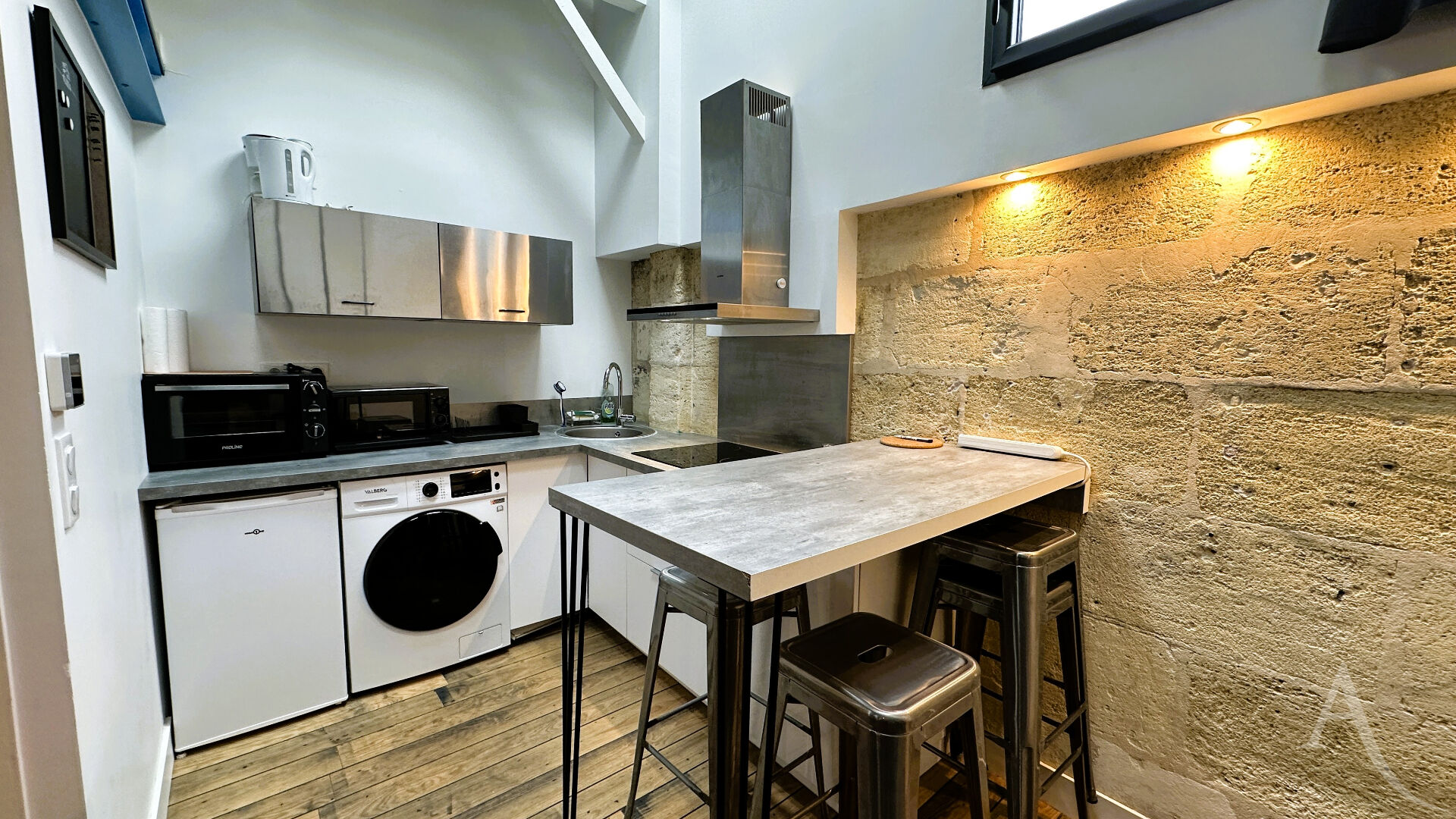 Appartement BORDEAUX (33000) 1 pi&egrave;ce 24.75 m&sup2;