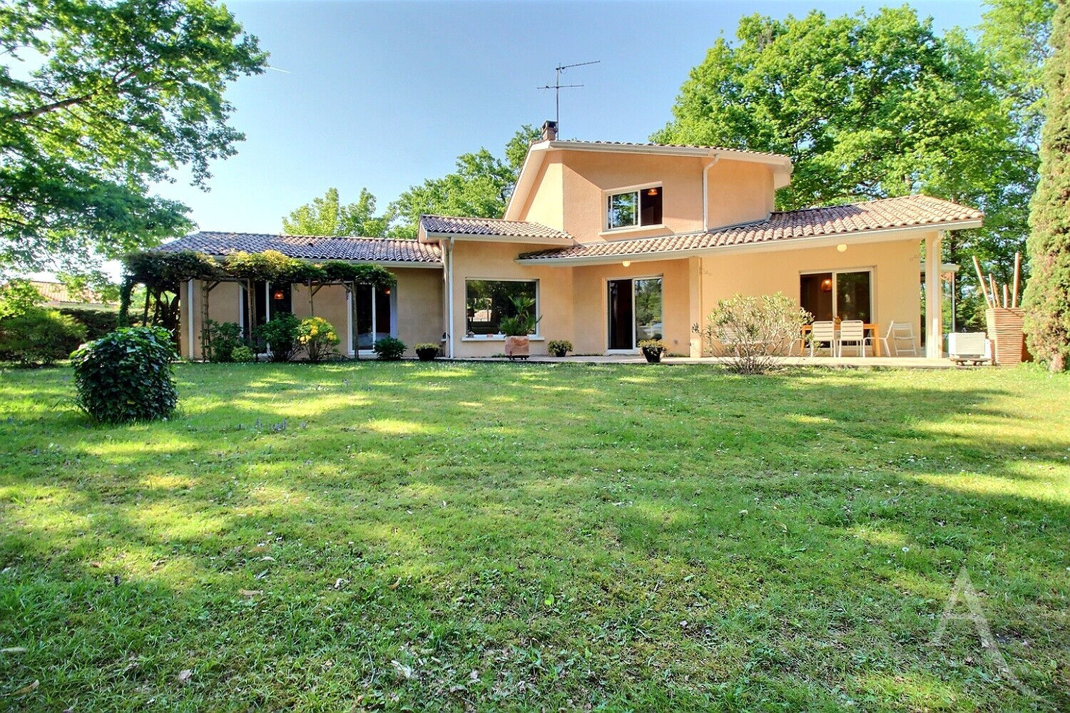 Maison CESTAS (33610) 6 pi&egrave;ces 164.00 m&sup2;