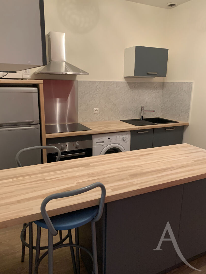 Appartement CHATEAUROUX (36000) 1 pièce 30.20 m²