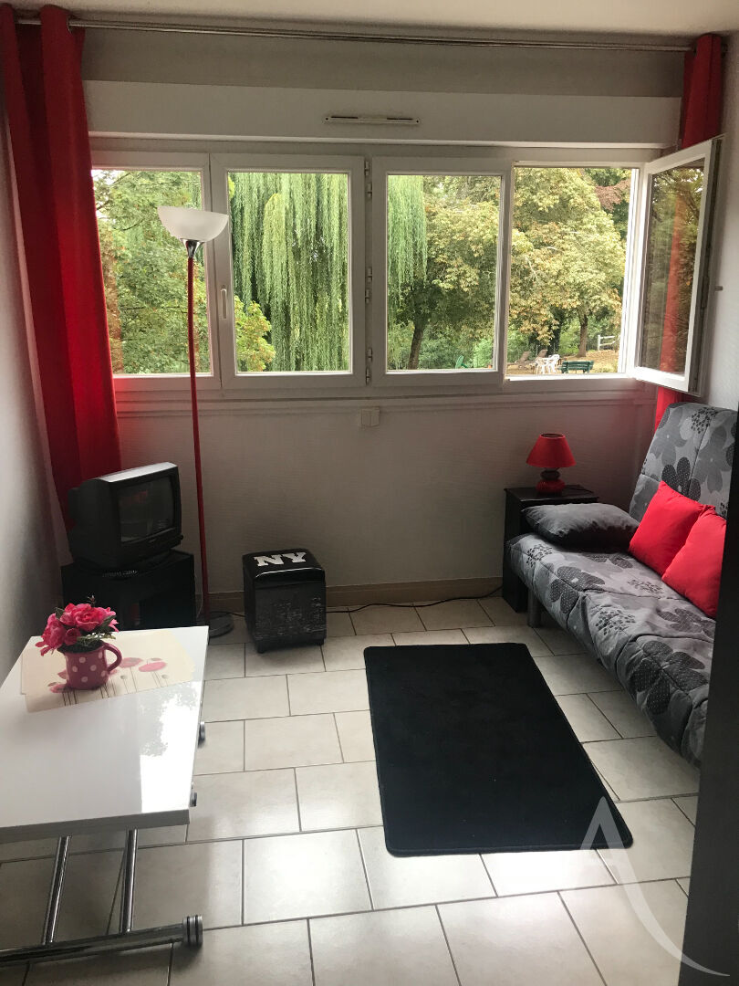 Appartement CHATEAUROUX (36000) 1 pièce 16.45 m²