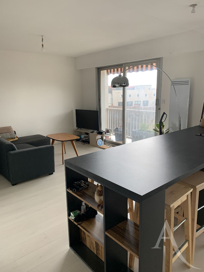 Appartement Ch&acirc;teauroux (36000) 2 pi&egrave;ces 49.00 m&sup2;