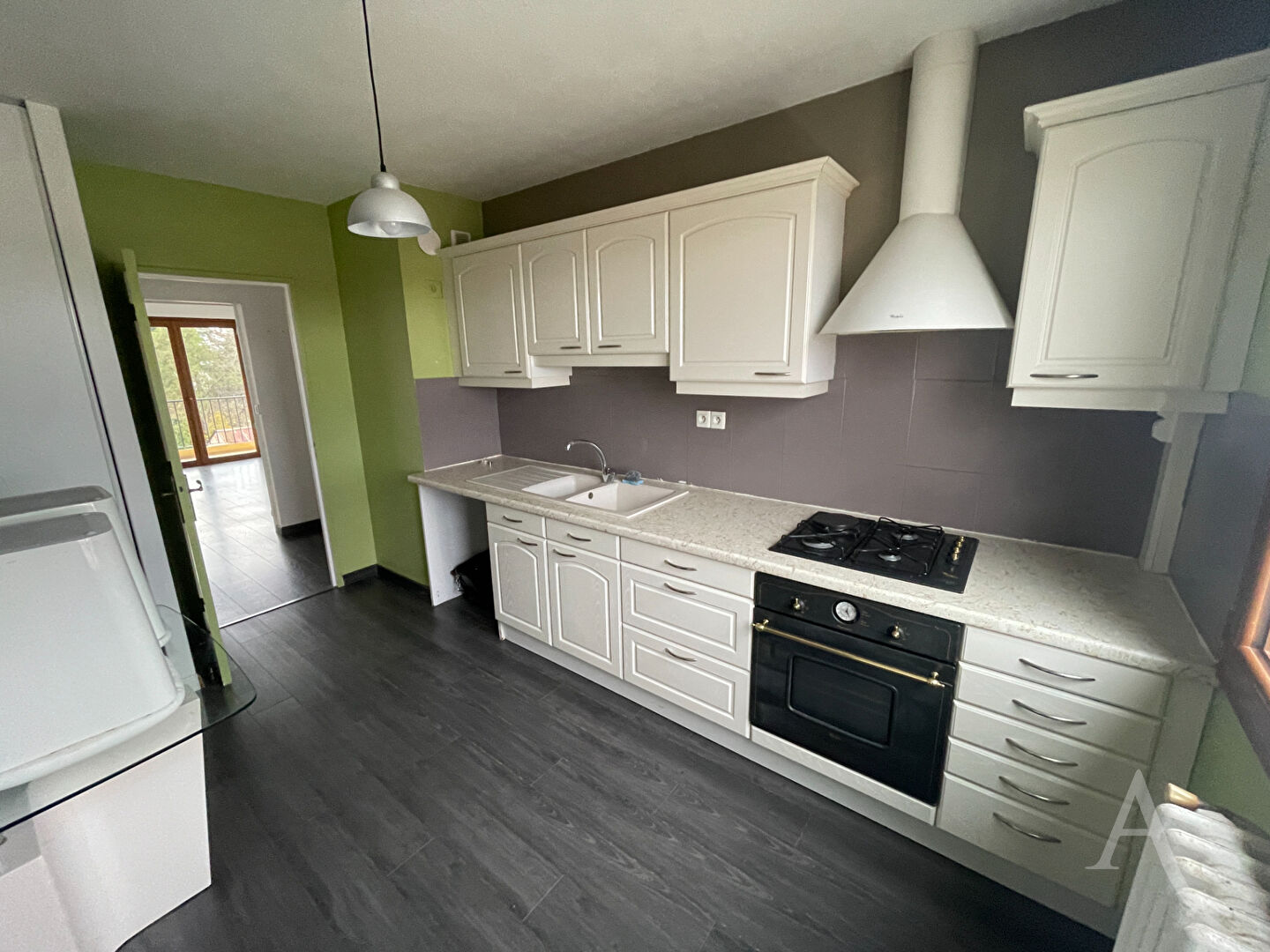 Appartement CHATEAUROUX (36000) 3 pi&egrave;ces 64.00 m&sup2;