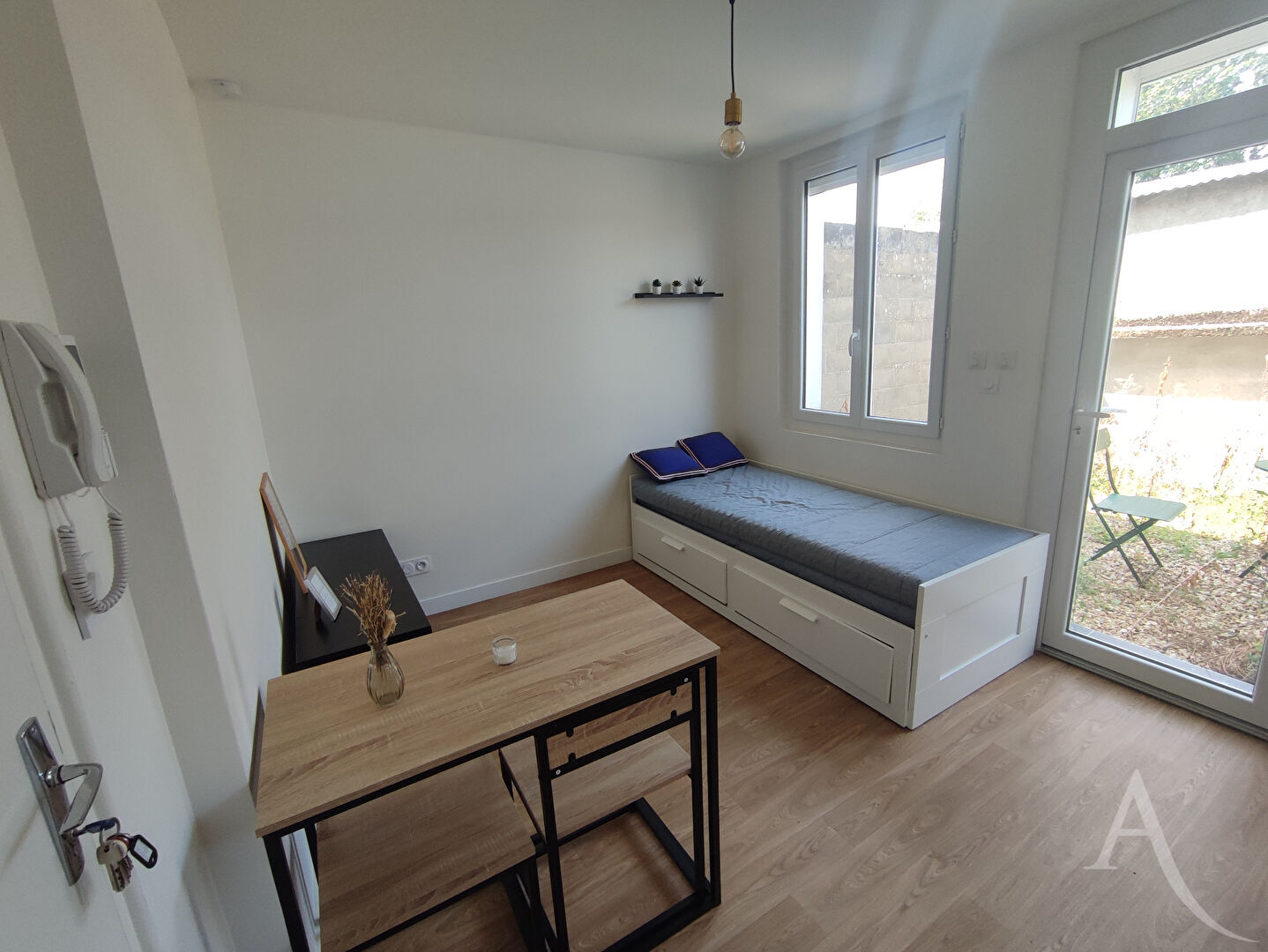 Appartement CHATEAUROUX (36000) 1 pièce 16.00 m²