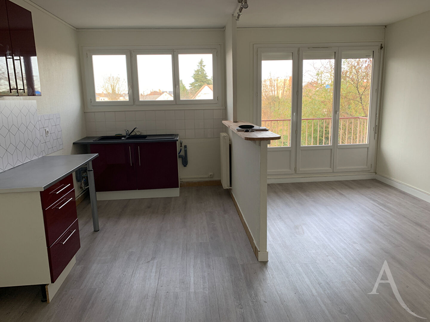 Appartement Chateauroux (36000) 2 pièces 53.00 m²