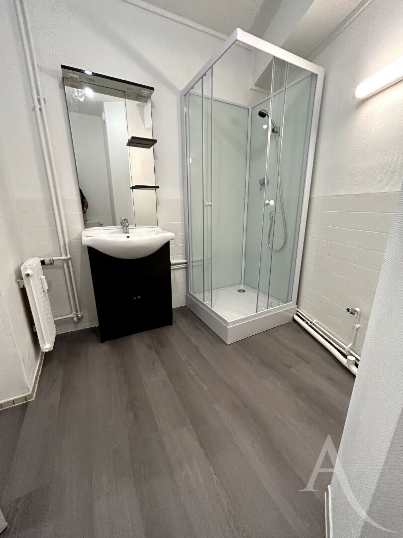 Appartement CHATEAUROUX (36000) 1 pièce 26.71 m²