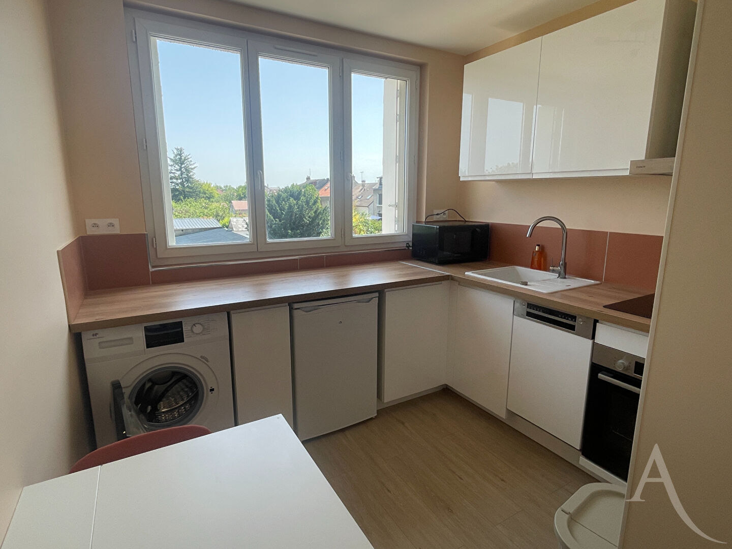 Appartement CHATEAUROUX (36000) 1 pièce 26.00 m²