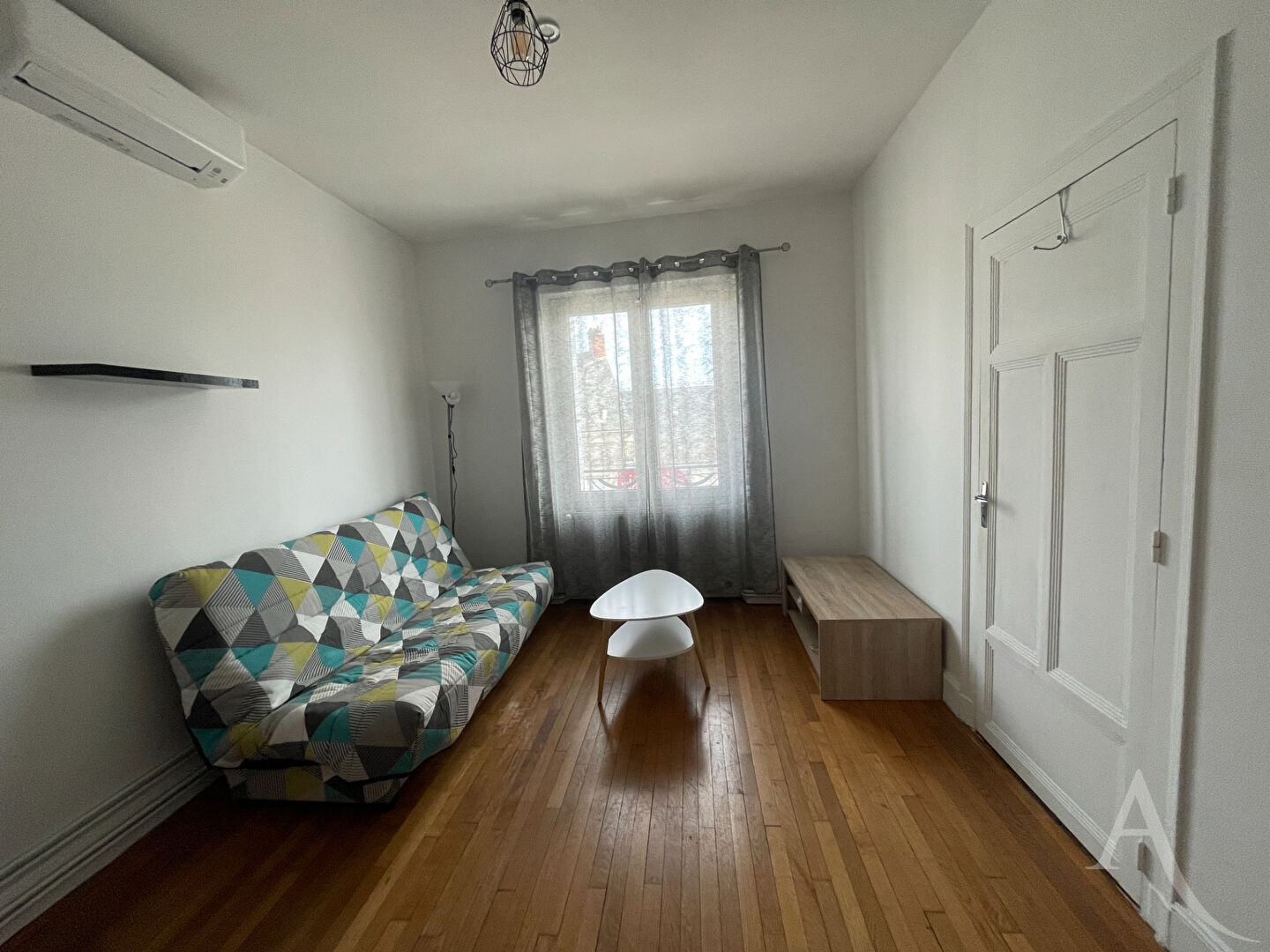 Appartement Chateauroux (36000) 1 pièce 31.88 m²