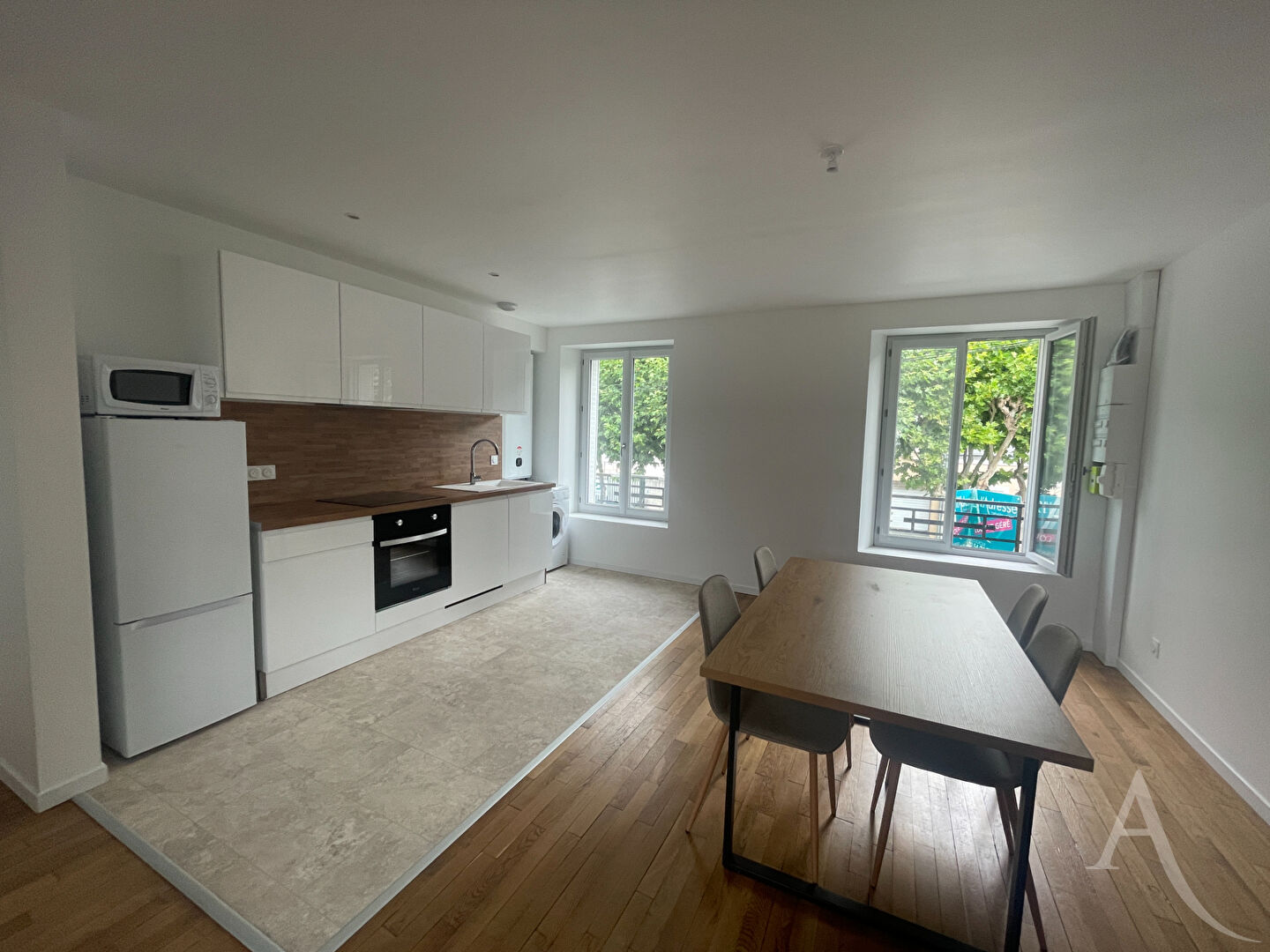 Appartement CHATEAUROUX (36000) 3 pièces 56.00 m²