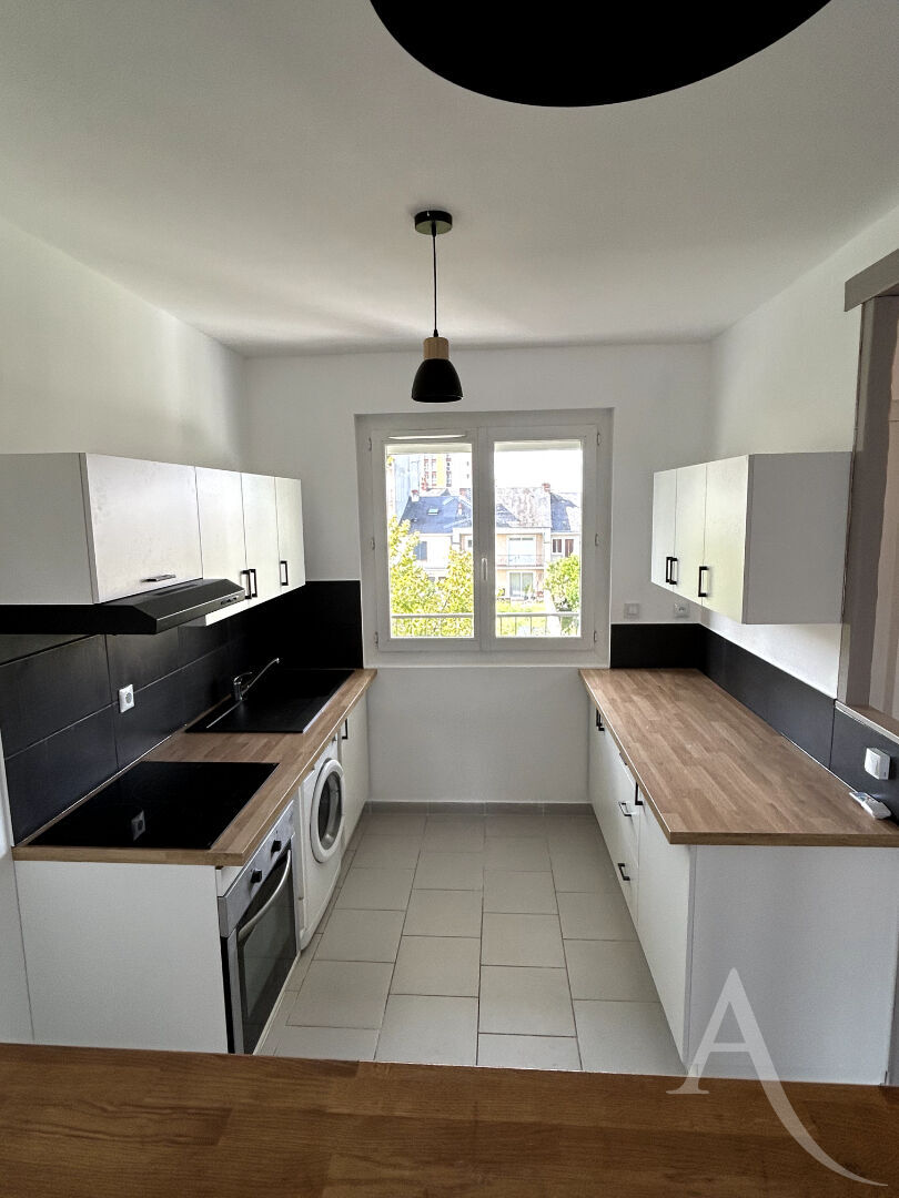 Appartement CHATEAUROUX (36000) 1 pièce 39.48 m²