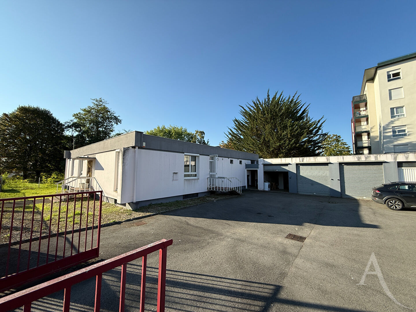 Local commercial CHATEAUROUX (36000) 15 pièces 275.00 m²