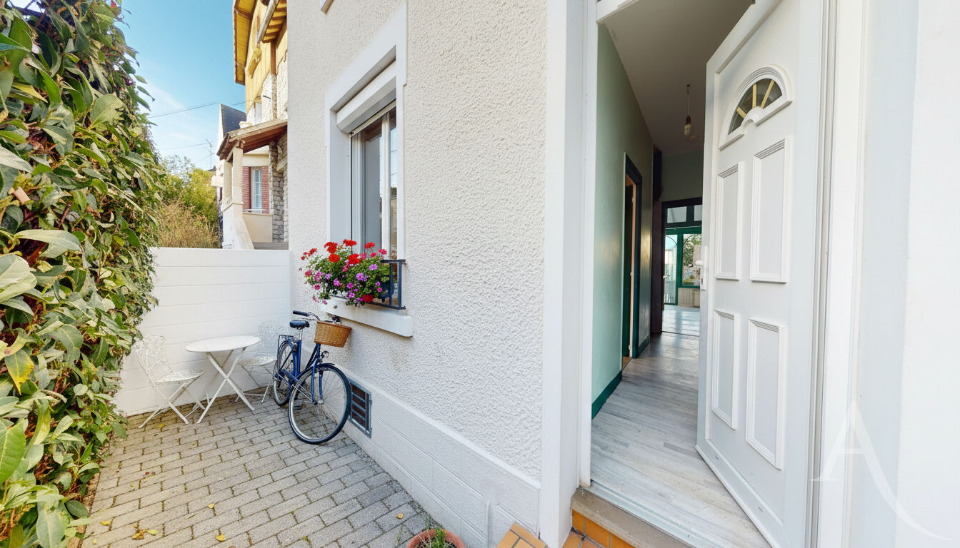 Maison CHATEAUROUX (36000) 4 pi&egrave;ces 98.00 m&sup2;