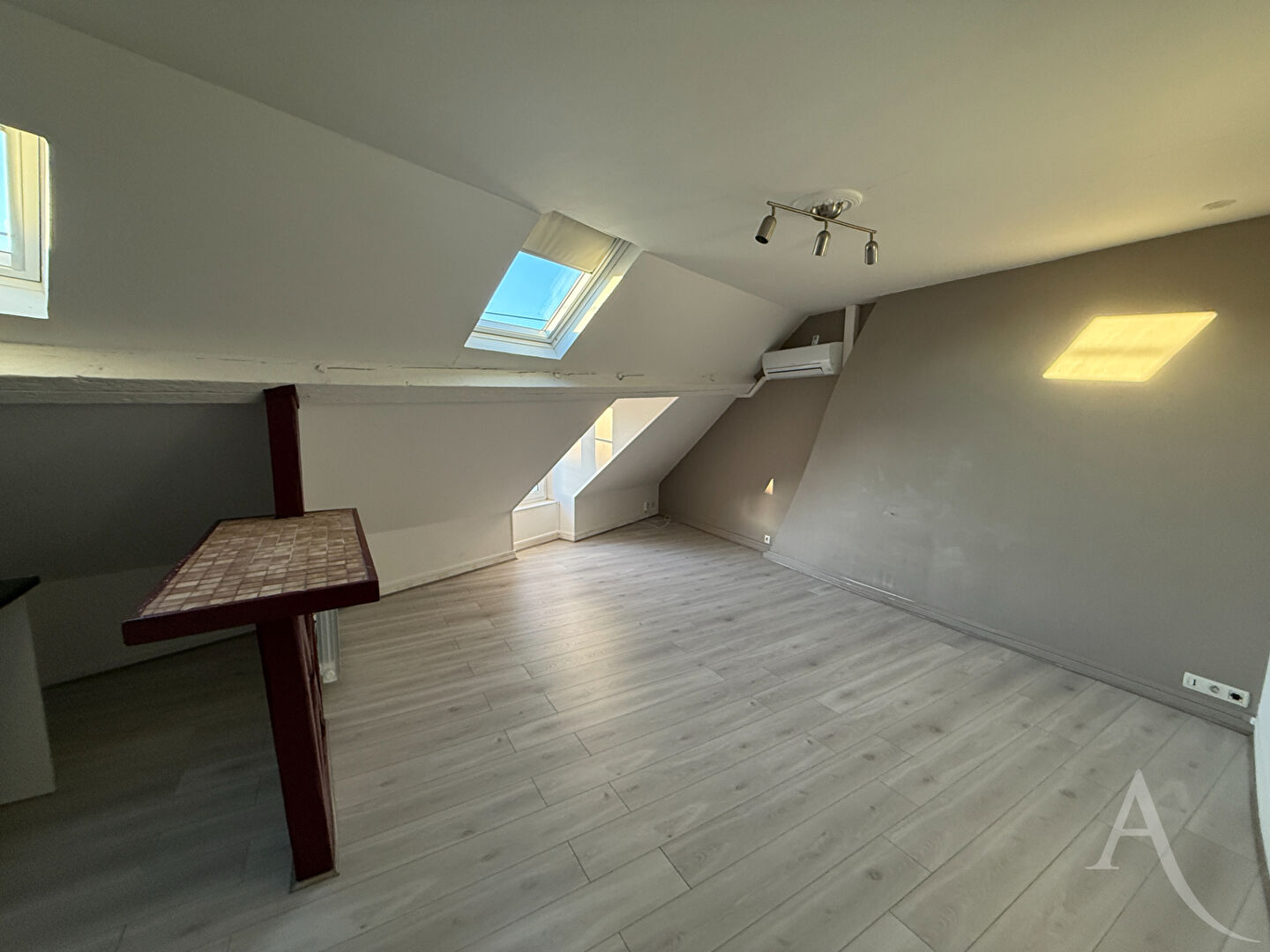 Appartement CHATEAUROUX (36000) 2 pi&egrave;ces 32.60 m&sup2;