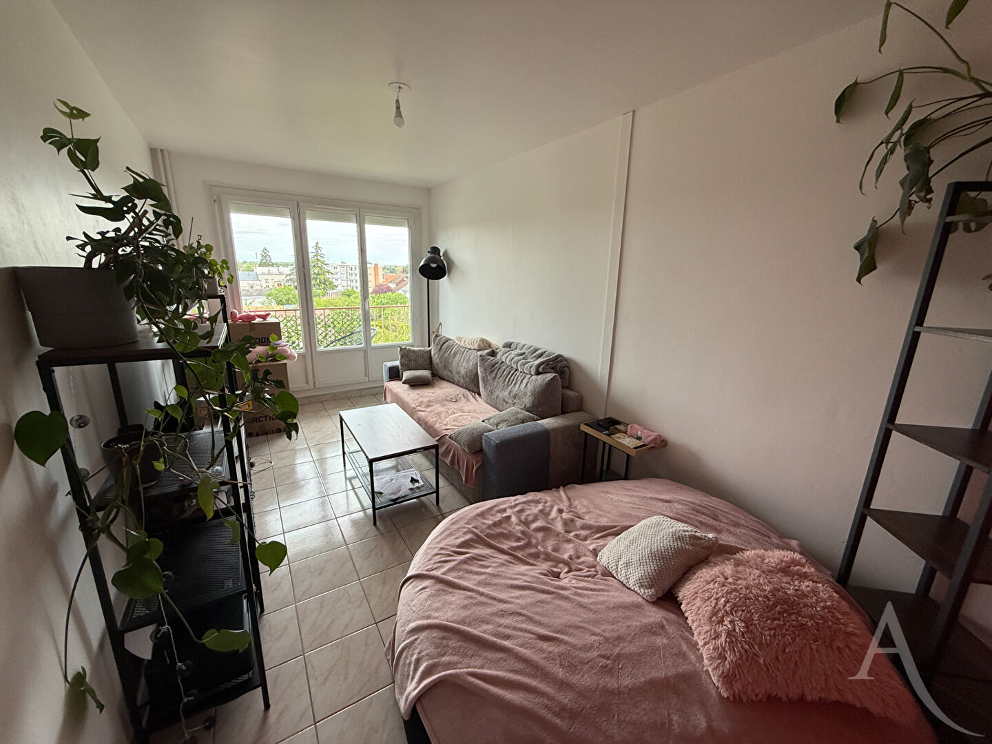 Appartement Ch&acirc;teauroux (36000) 2 pi&egrave;ces 52.42 m&sup2;