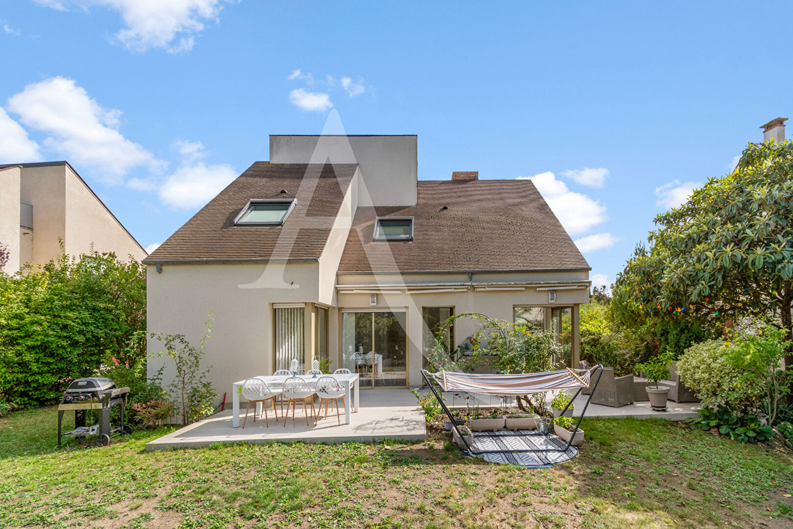 Maison CHATOU (78400) 7 pi&egrave;ces 163.00 m&sup2;