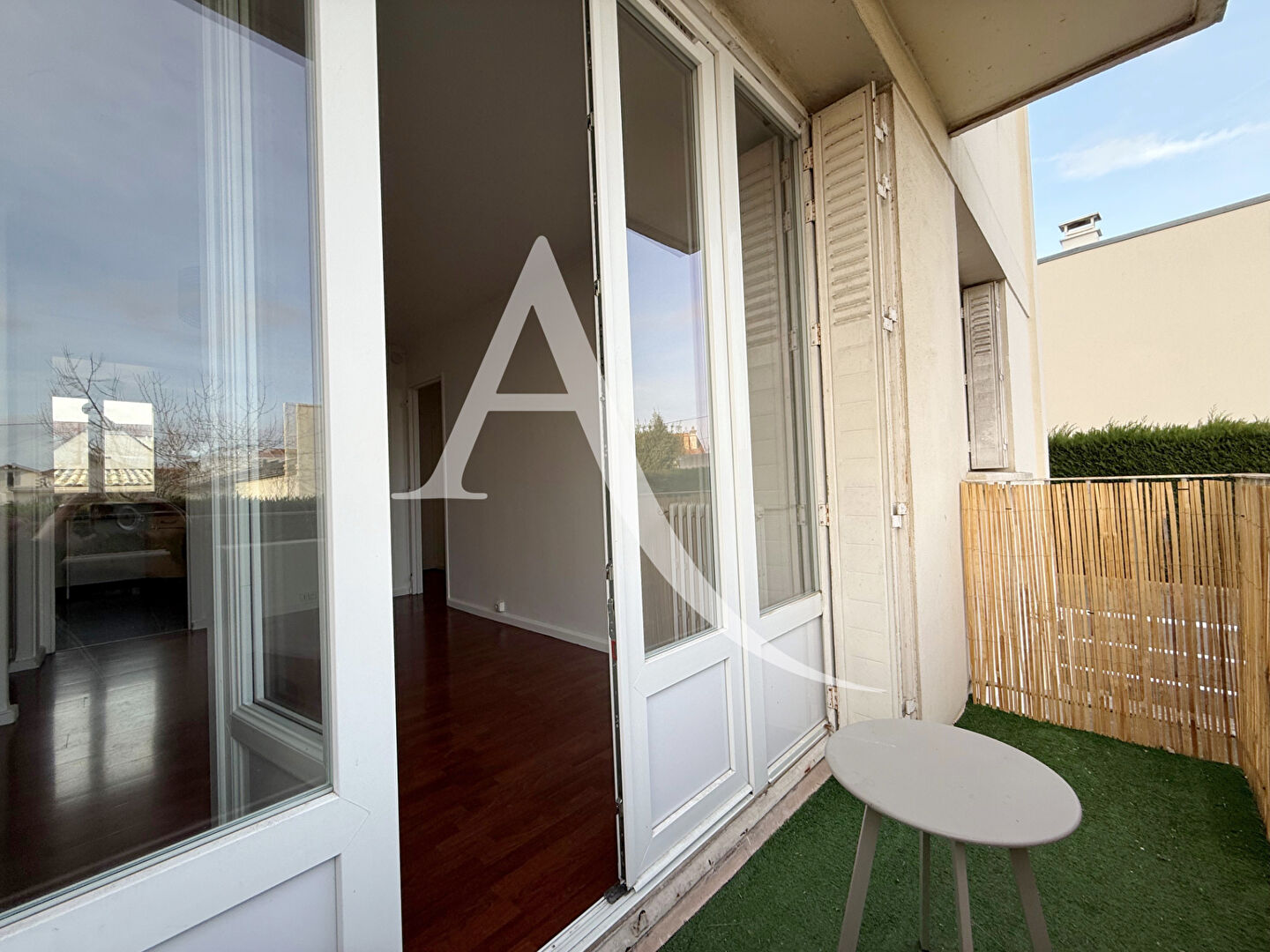 Appartement CHATOU (78400) 3 pi&egrave;ces 54.00 m&sup2;