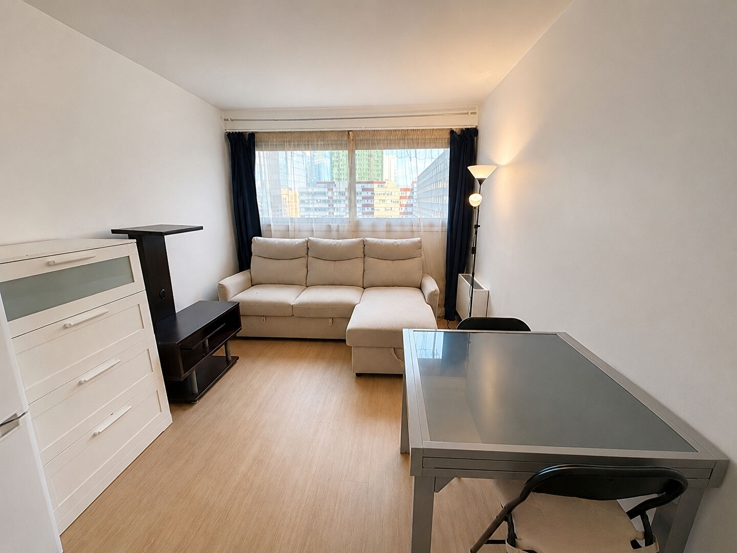 à 8 km de Enghien-les-Bains Exclusif 850 € / mois cc Appartement 1 pièce 22.01 m² Meublé Voir le bien