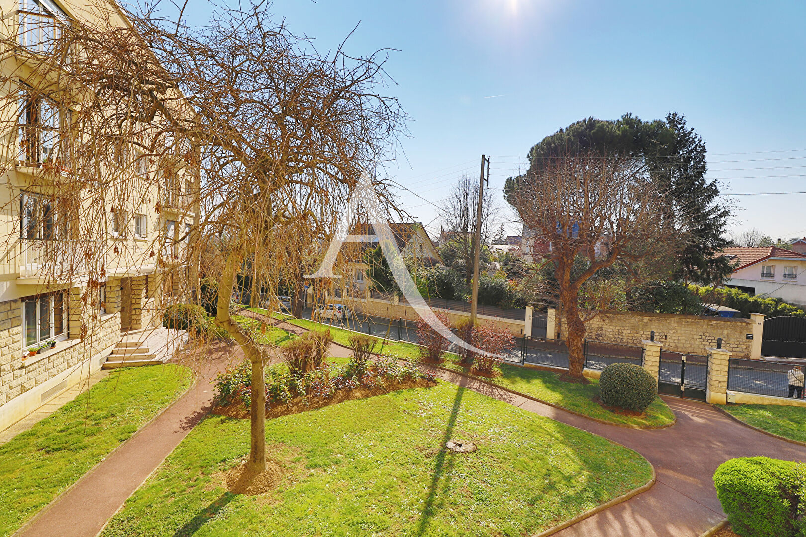 Appartement CHATOU (78400) 3 pi&egrave;ces 62.00 m&sup2;