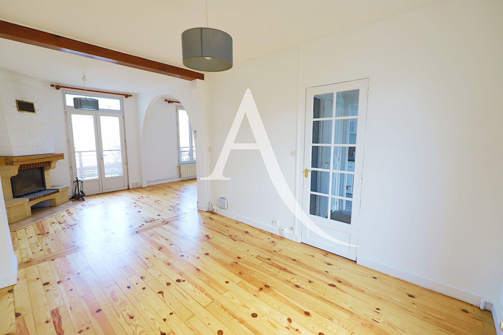 Maison NANTERRE (92000) 7 pi&egrave;ces 99.89 m&sup2;