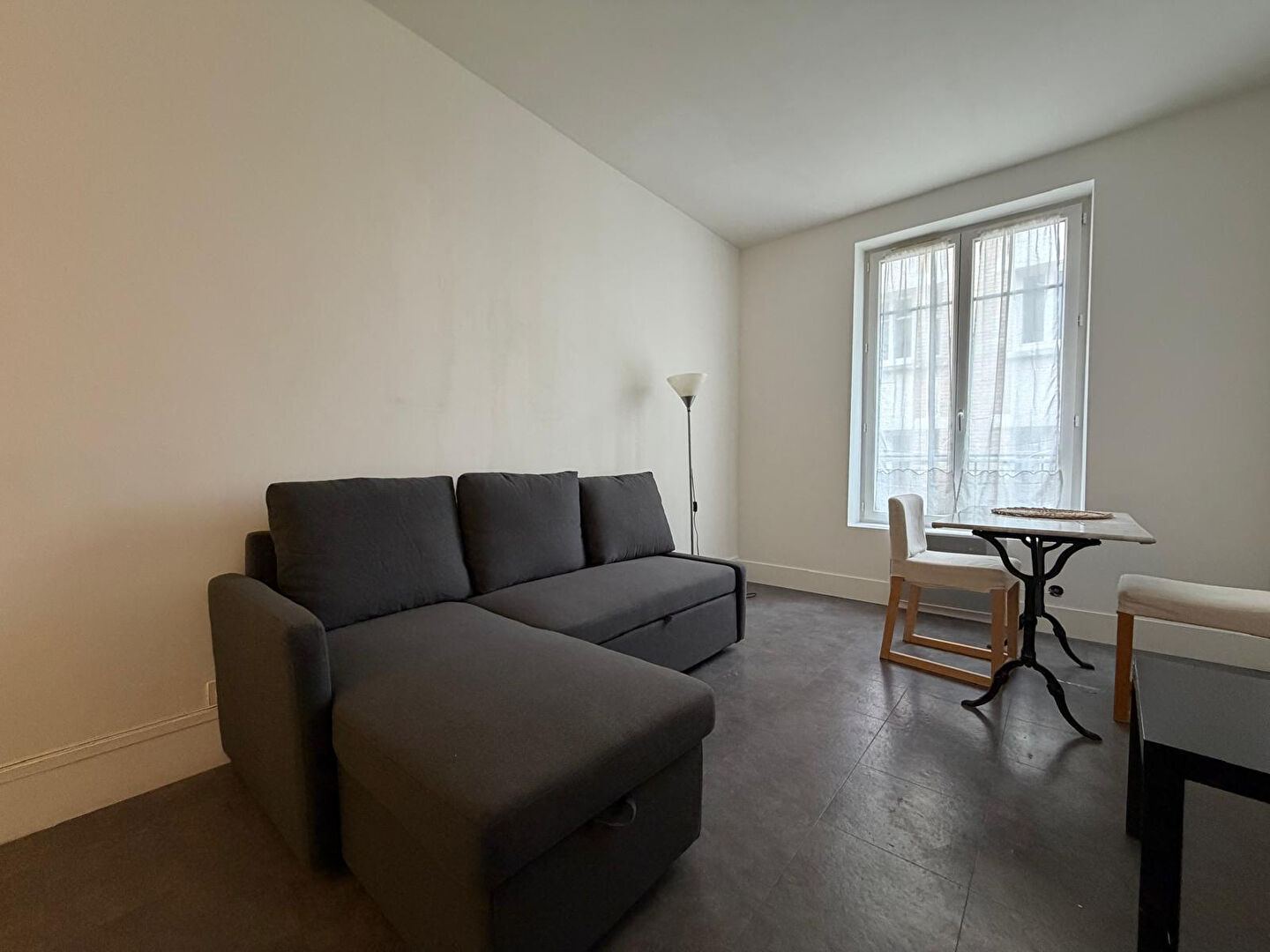 Appartement NANTERRE (92000) 1 pi&egrave;ce 24.01 m&sup2;