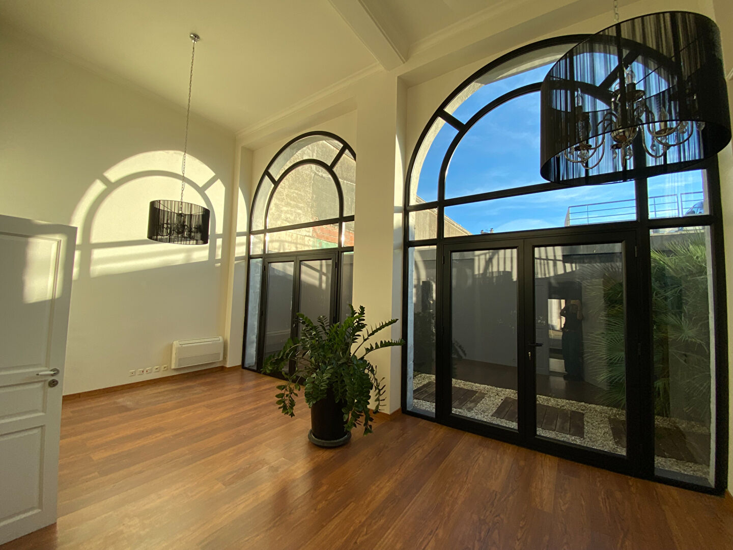 Immeuble DAX (40100) 5 pièces 166.00 m²