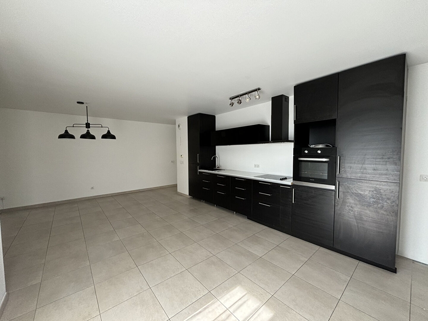Drancy (93) Exclusif 245 000 € Appartement 3 pièces , 2 chambres 70.94 m² Avec balcon Voir le bien