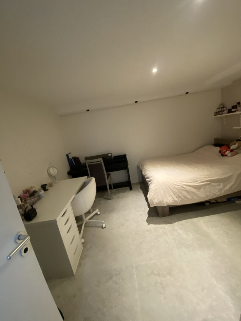 House T6 - 130m² - Drancy — 6-room, 130 sqm, 5 bedrooms — photo 9