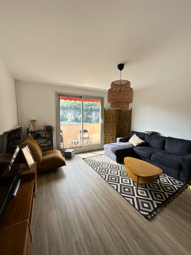 Appartement FONTAINE (38600) 4 pièces 77.00 m²