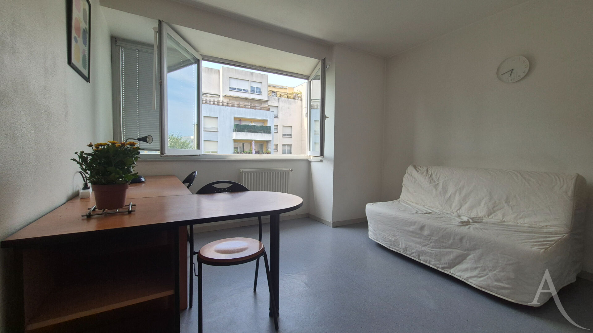 Appartement GRENOBLE (38100) 1 pièce 19.70 m²