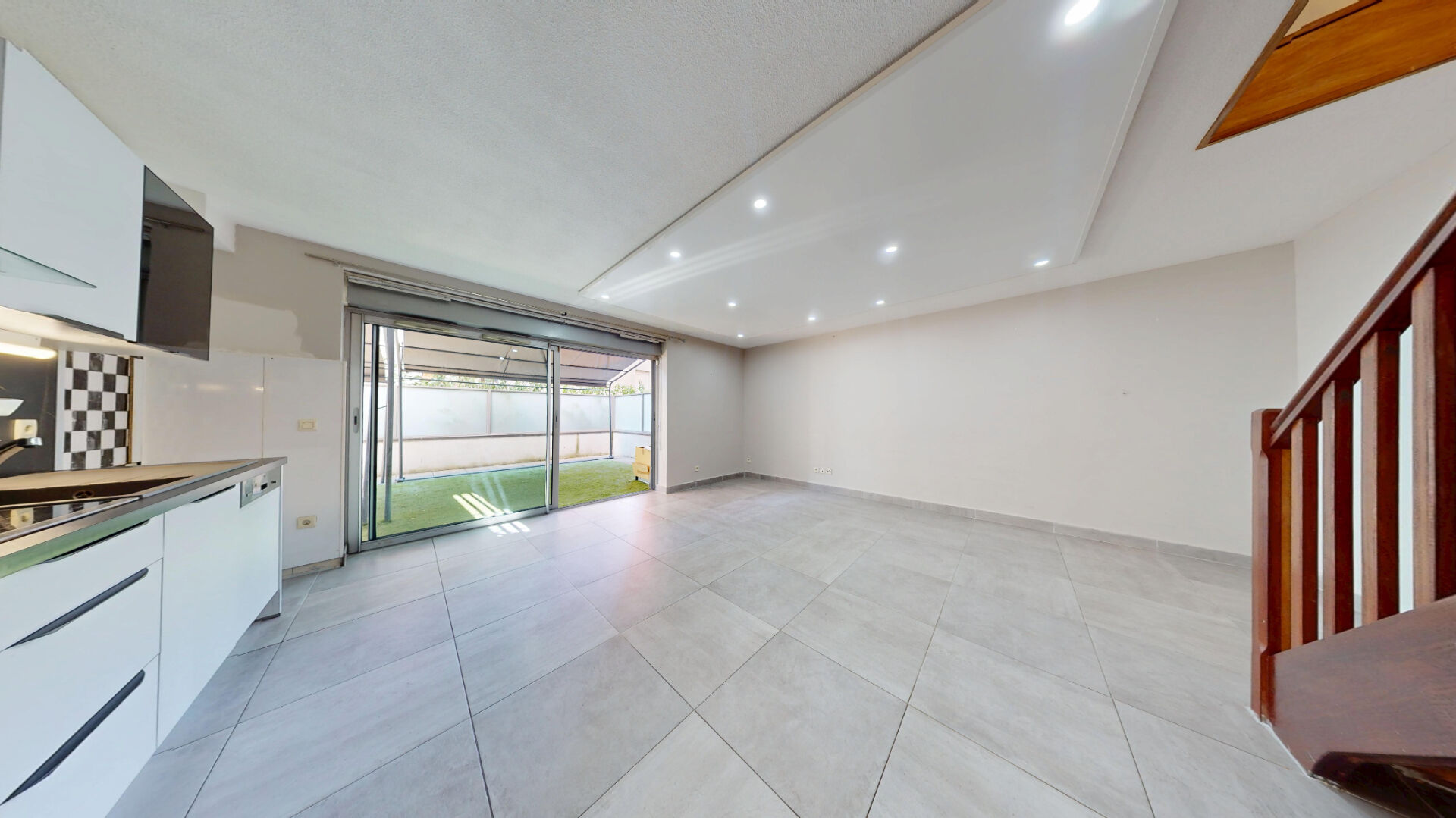 Appartement Grenoble (38100) 5 pièces 92.47 m²