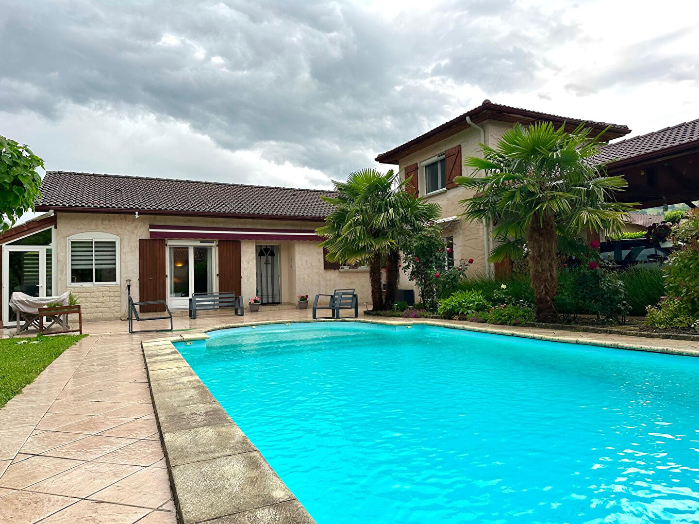 Maison VOIRON (38500) 7 pi&egrave;ces 142.00 m&sup2;