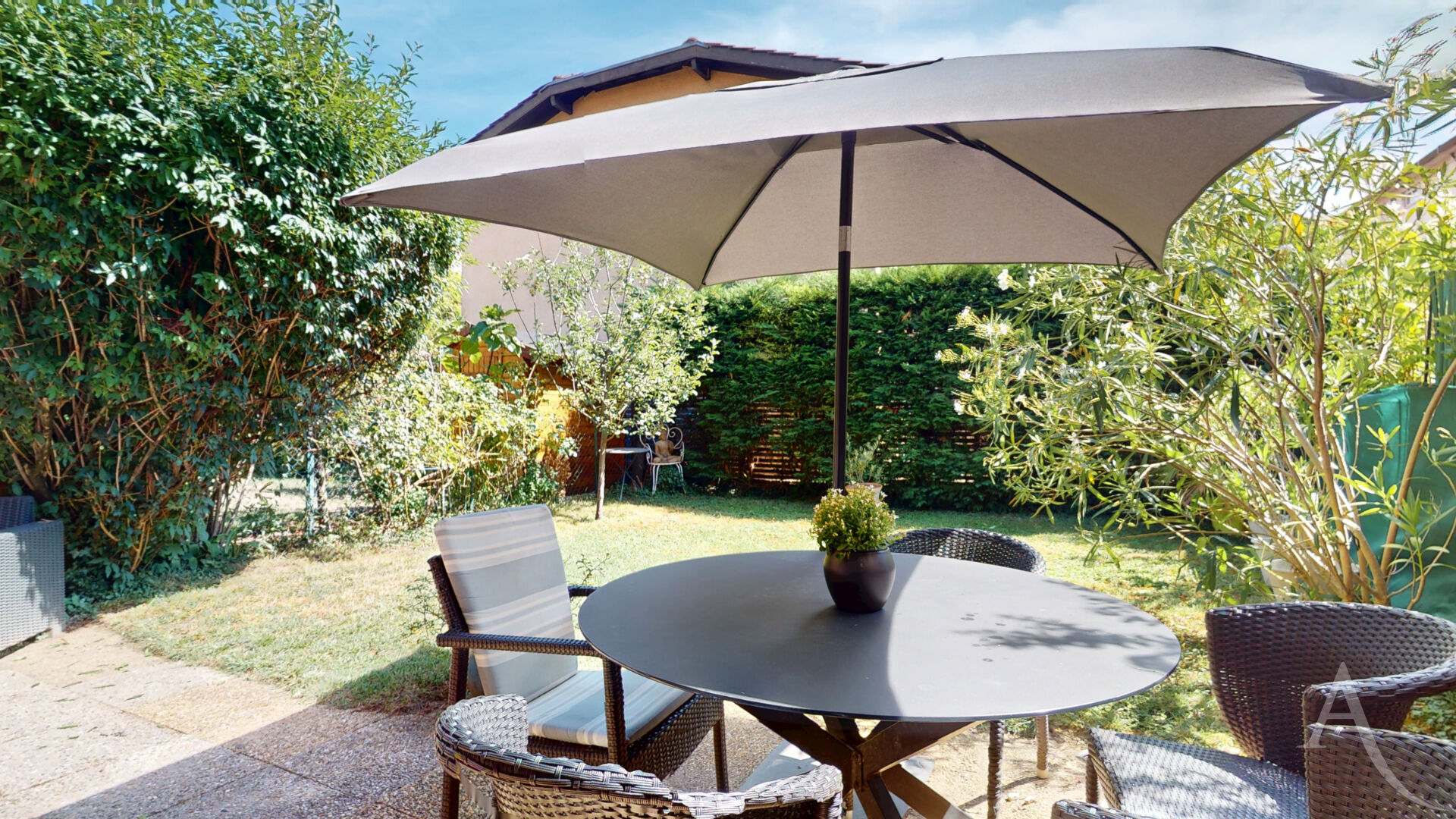 Maison GRENOBLE (38100) 5 pièces 99.00 m²