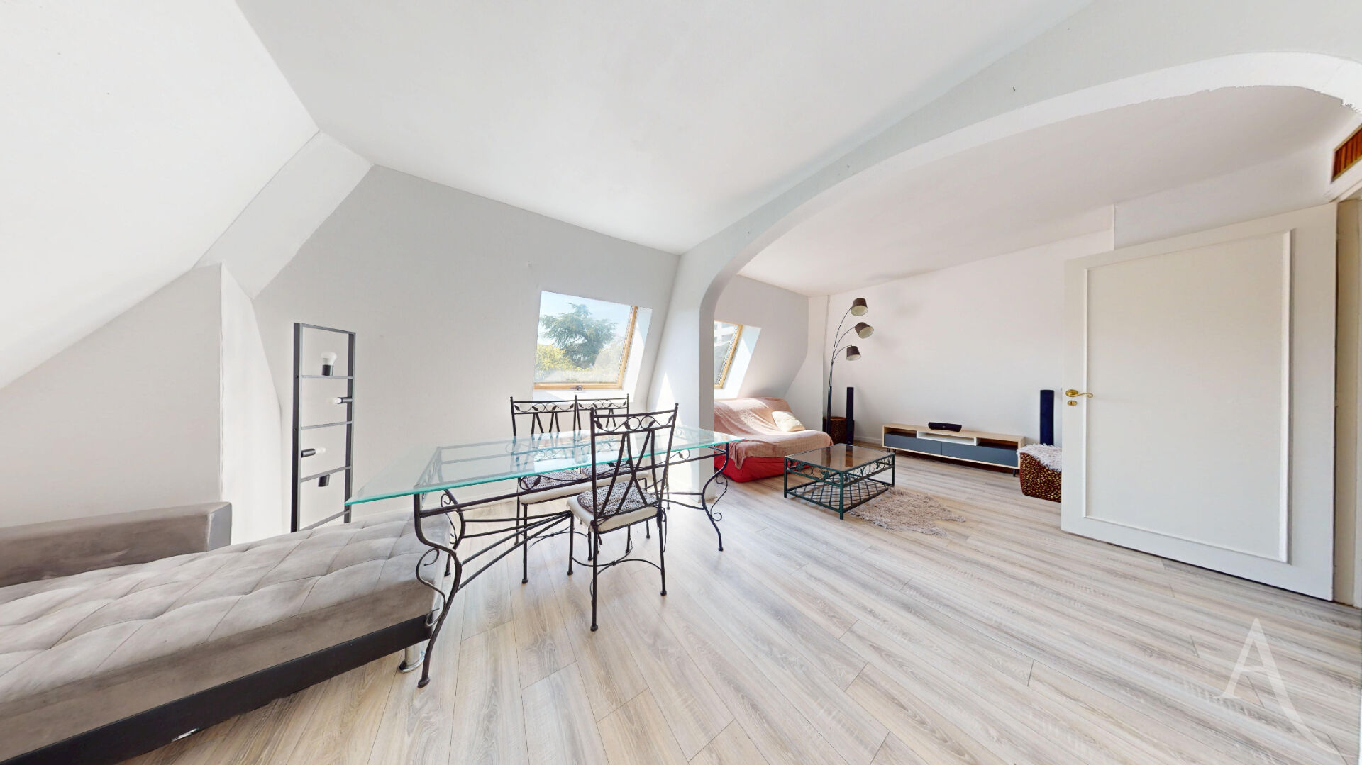 Appartement GRENOBLE (38100) 2 pièces 63.57 m²