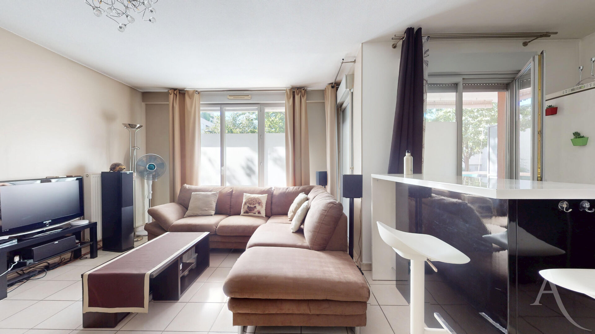 Appartement Grenoble (38100) 2 pièces 50.00 m²