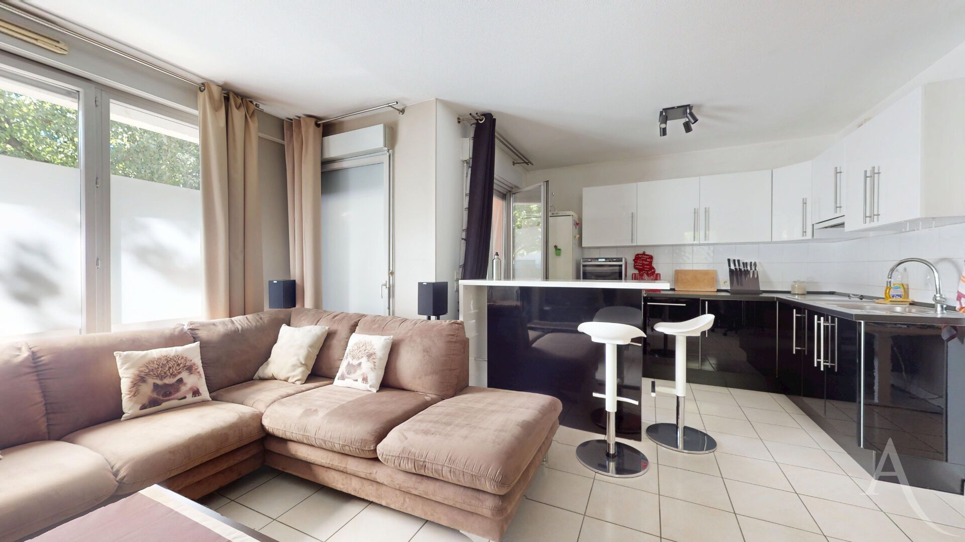 Appartement GRENOBLE (38100) 2 pièces 50.00 m²